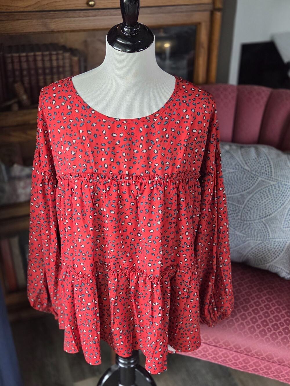 Grace & Emma Women's L Red Leopard Print Tiered Babydoll Top Boho Long Sleeve